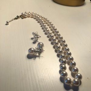 Pearl necklace and earrings